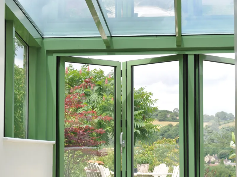 Bifold Raynes Park
